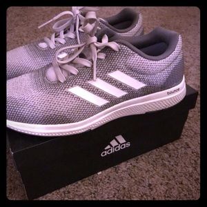 Women’s size 7 Adidas